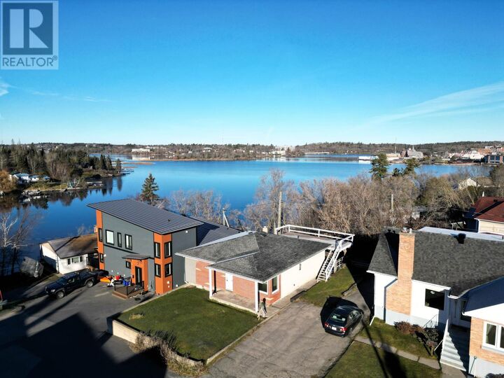 Property Photo:  4 Machin Drive  ON P9N 1P2 