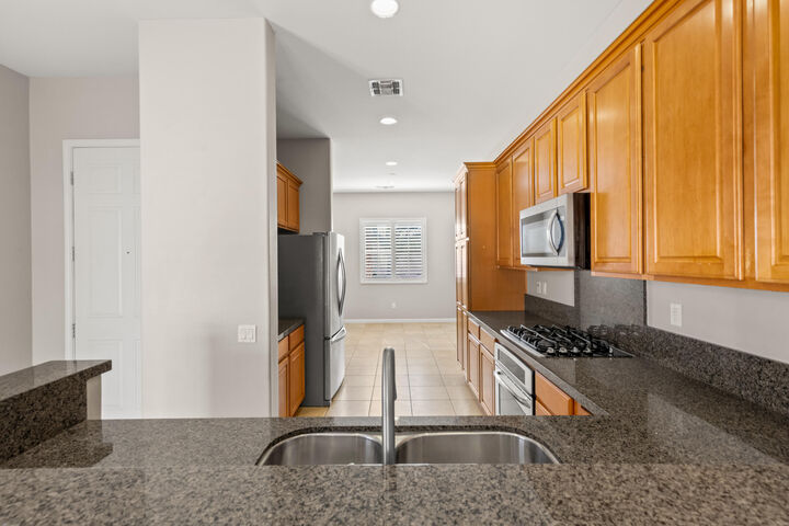 Property Photo:  81370 Avenida Altamira  CA 92203 