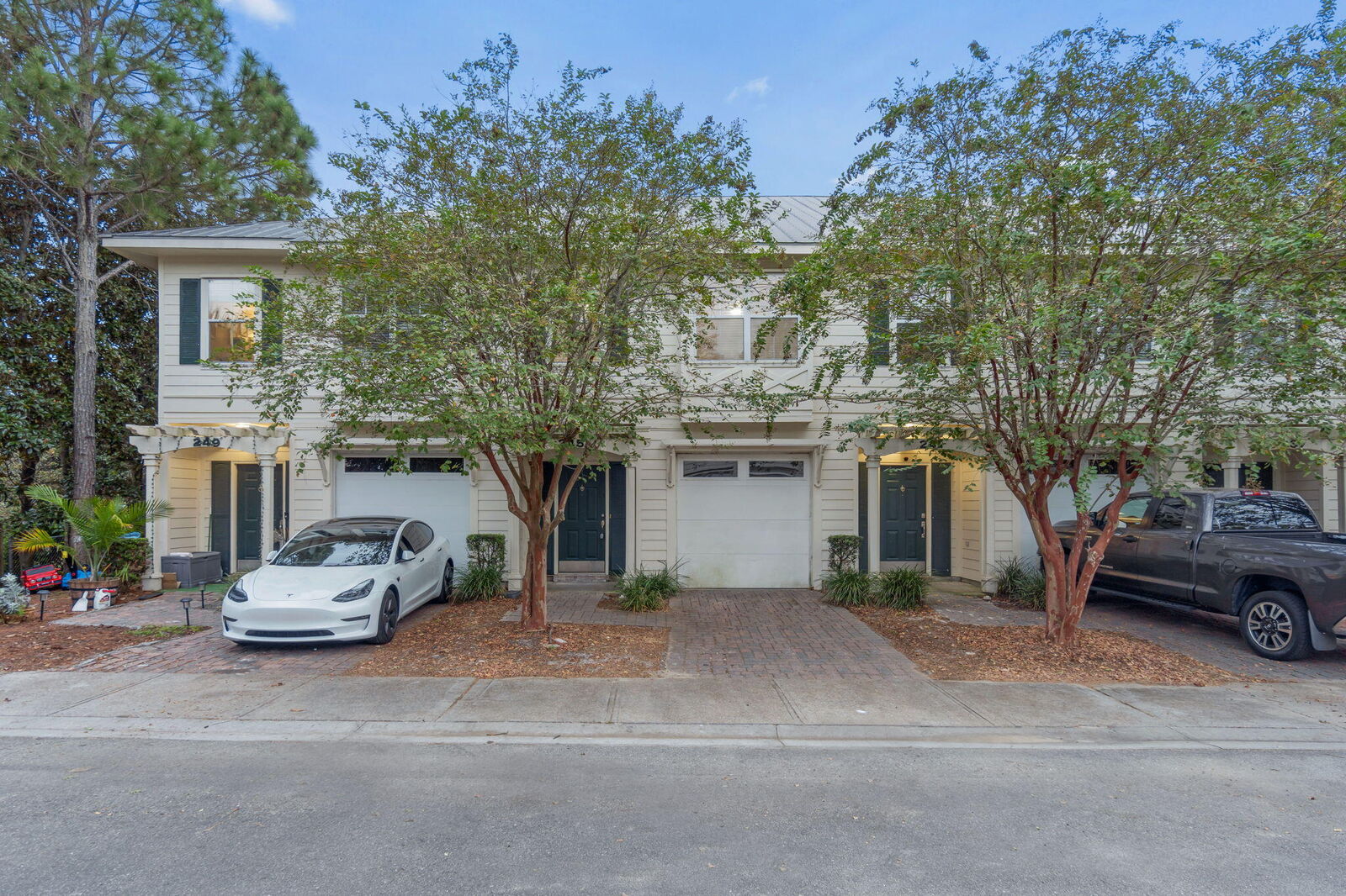 Property Photo:  245 Mattie M Kelly Boulevard  FL 32541 