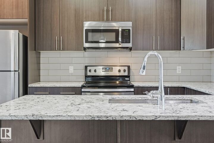 130 Harvest Ridge Drive  Spruce Grove AB T7X 0V9 photo