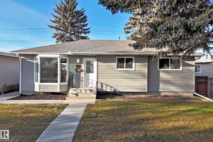 8108 163 Street NW  Edmonton AB T5R 2N3 photo