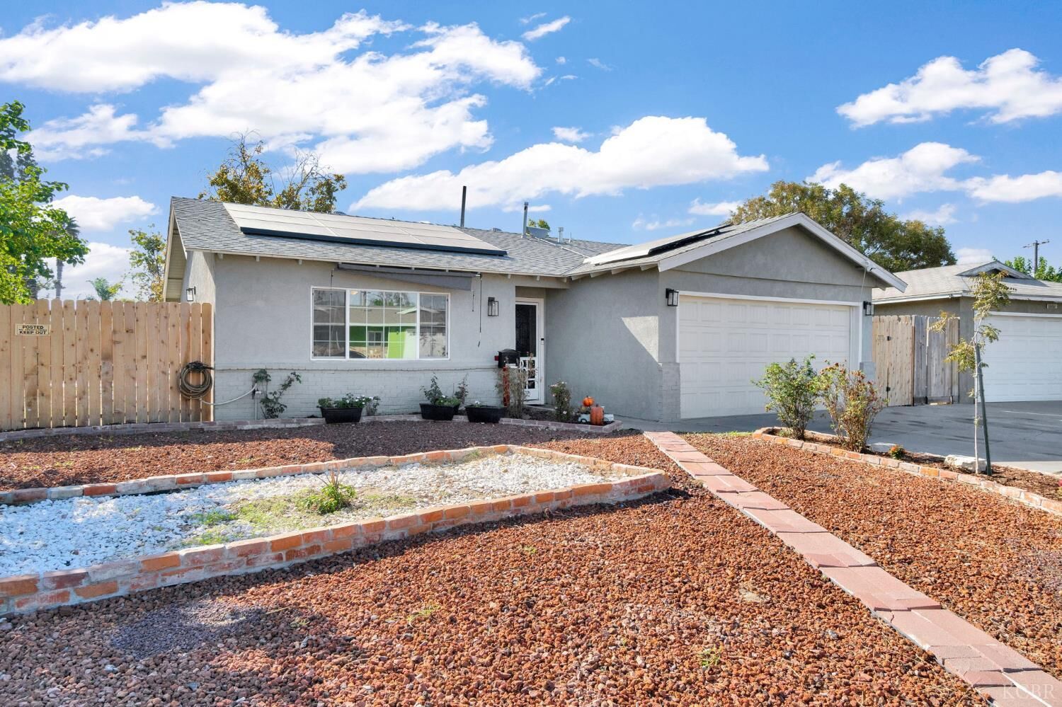 Property Photo:  1765 Parkside Drive  CA 93230 