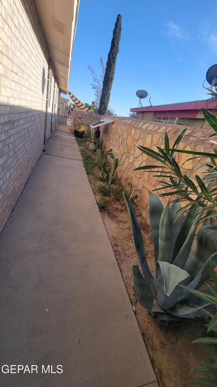 Property Photo: 9513 Martinique Drive TX 79927