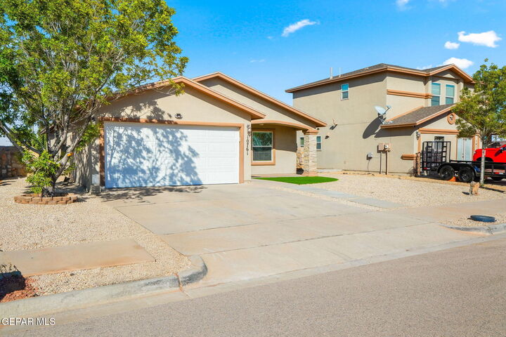 Property Photo:  10761 Canyon Sage Dr Drive  TX 79924 