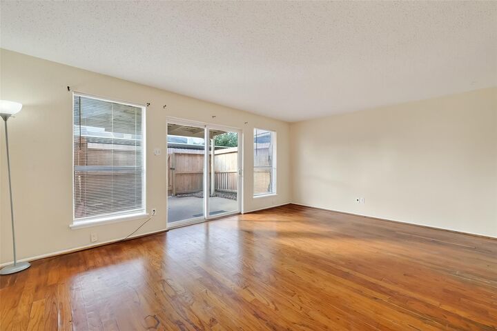 Property Photo:  6667 Kentwick Drive 2-19  TX 77084 