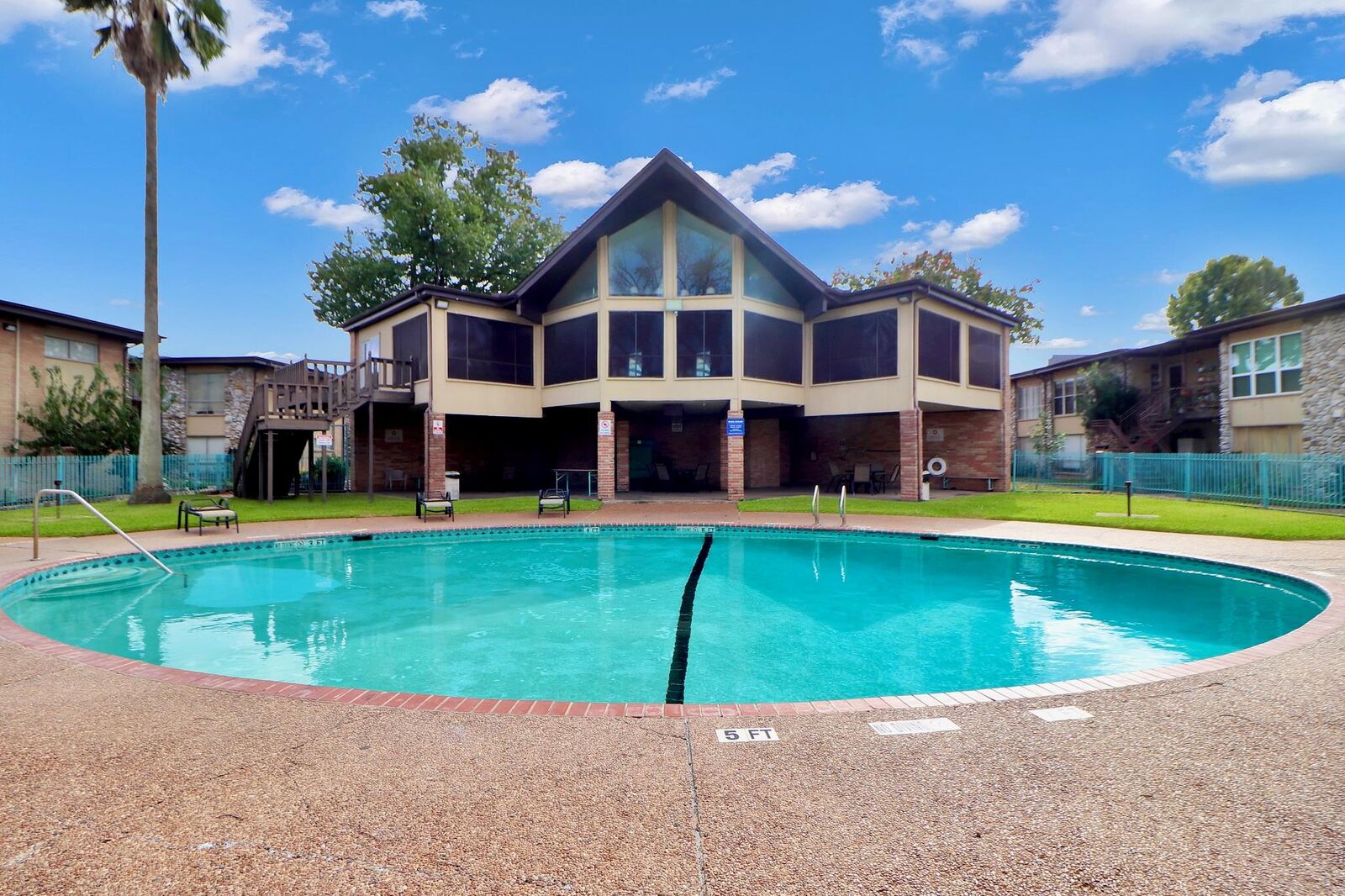 Property Photo: 7047 Bissonnet Street 117 TX 77074