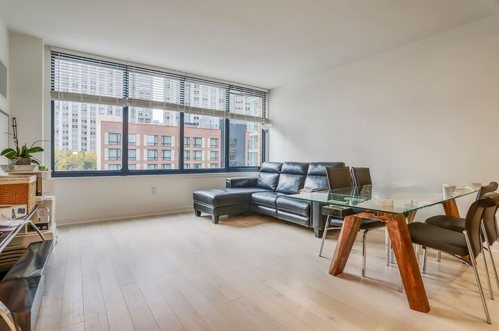 Property Photo: 151 Bay St 1006 NJ 07302