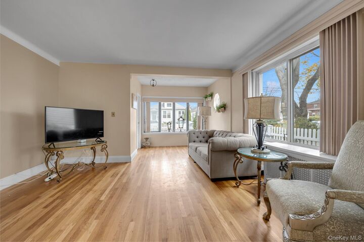 Property Photo: 1221 Ellsworth Avenue NY 10465