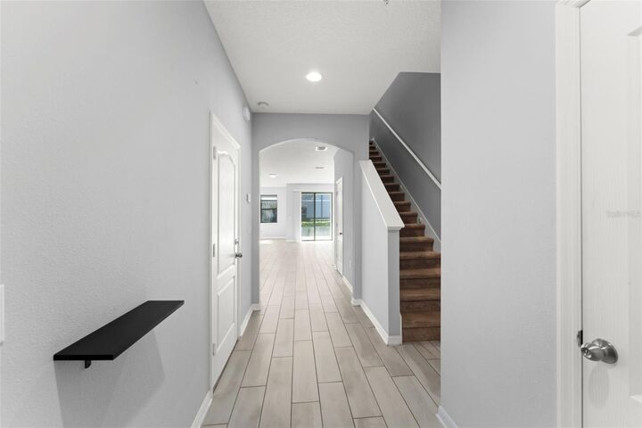 Property Photo:  229 Rustic Loop  FL 32771 