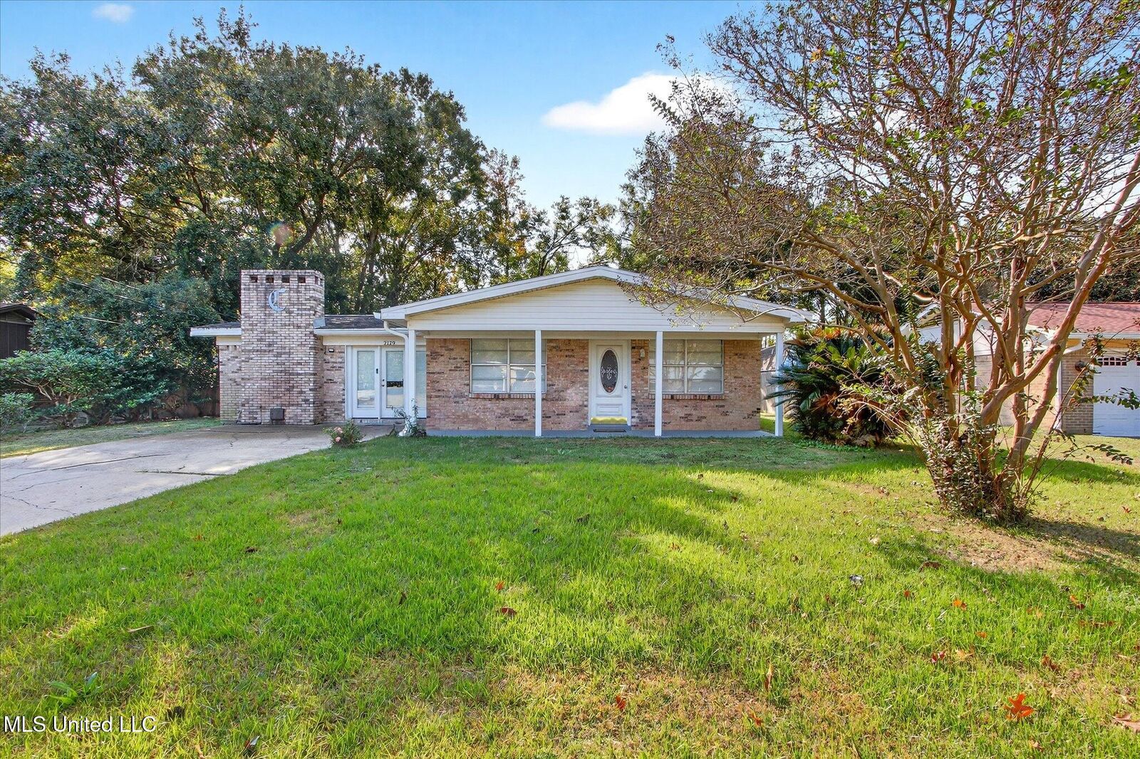 Property Photo:  2129 Floyd Drive  MS 39531 