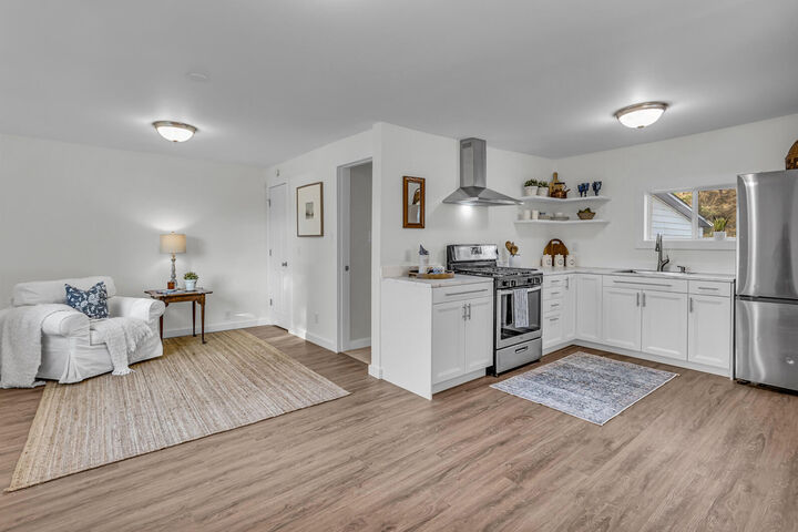 Property Photo:  323 Sycamore Street  MI 49202 