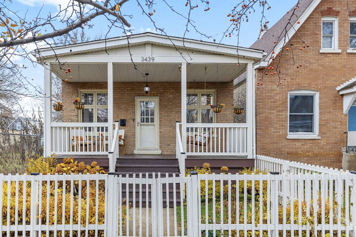 Property Photo:  3439 W Hirsch Street  IL 60651 