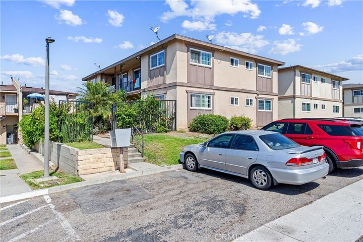 Property Photo:  17431 Koledo  CA 92647 