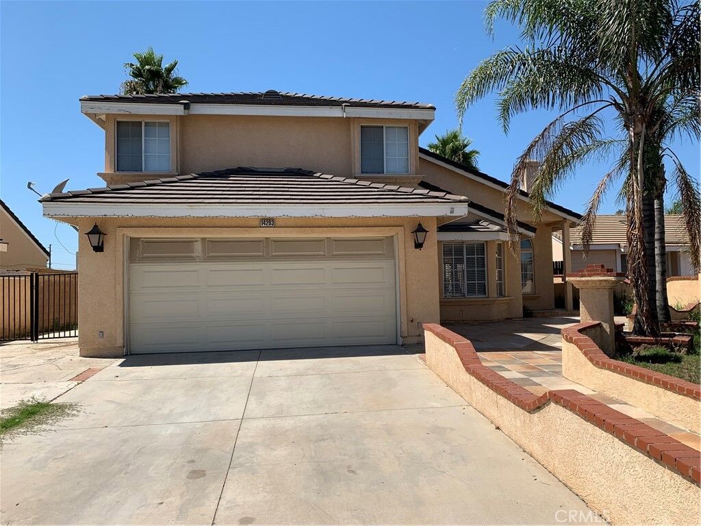 Property Photo: 14203 Toby Court CA 92553