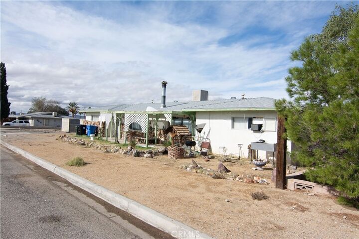 Property Photo: 25682 Anderson CA 92311