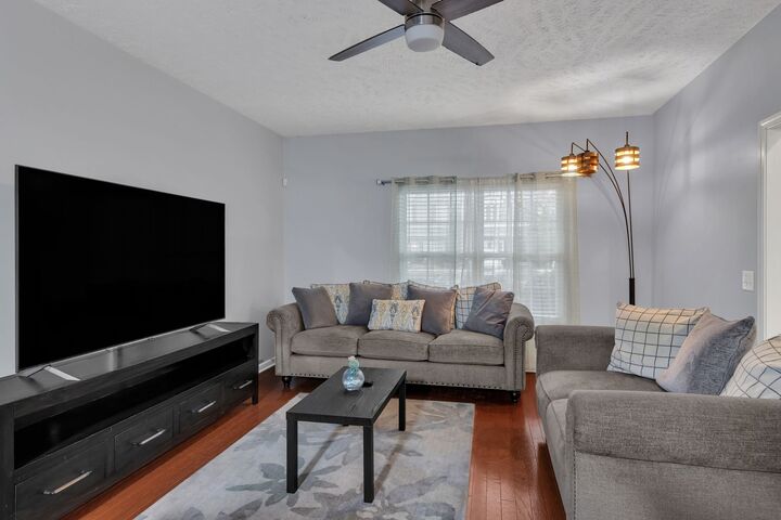 Property Photo: 411 Kubota Dr TN 37128