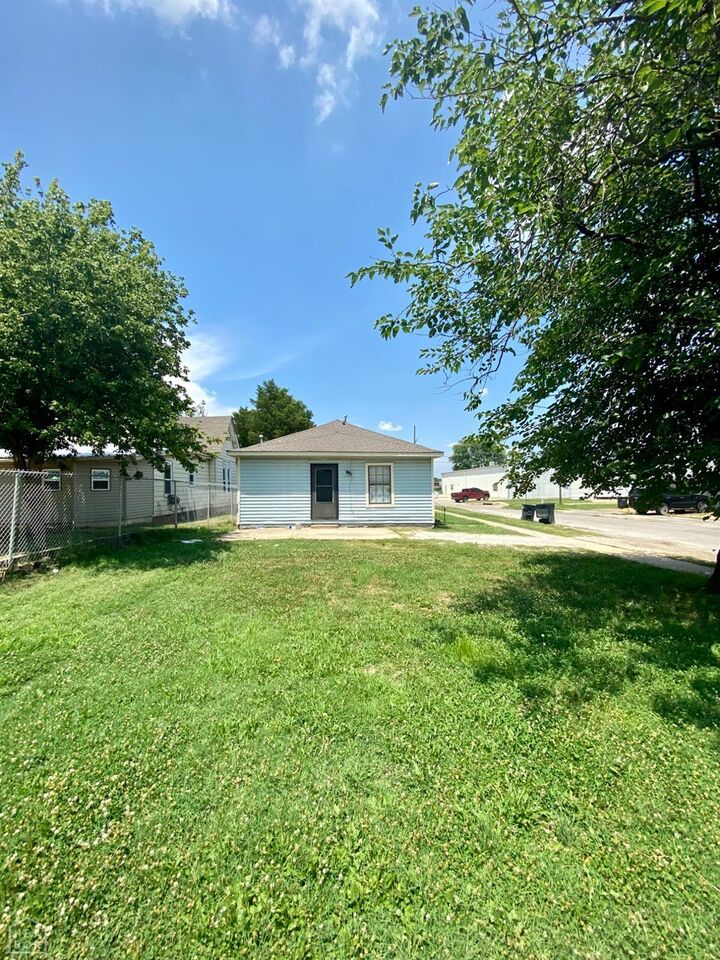 Property Photo: 411 Krewson Street AR 72401