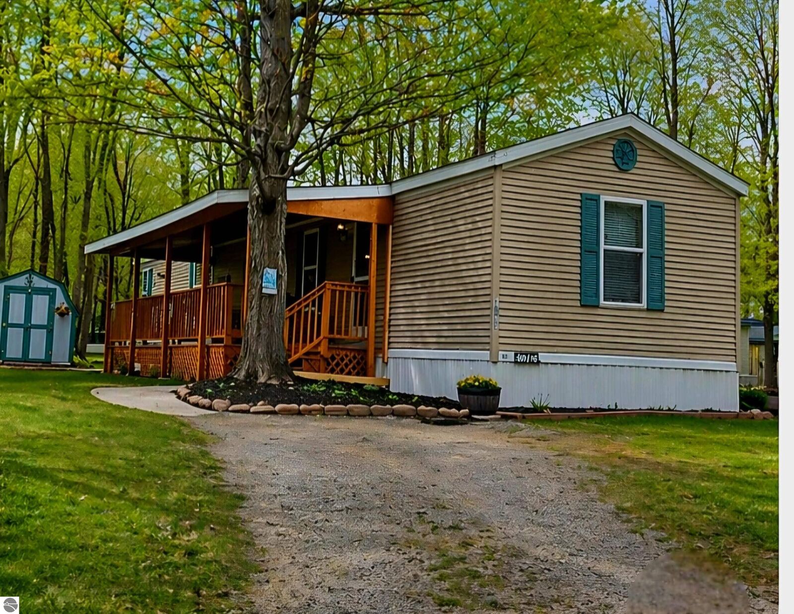 Property Photo:  1265 Channel Way  MI 48624 