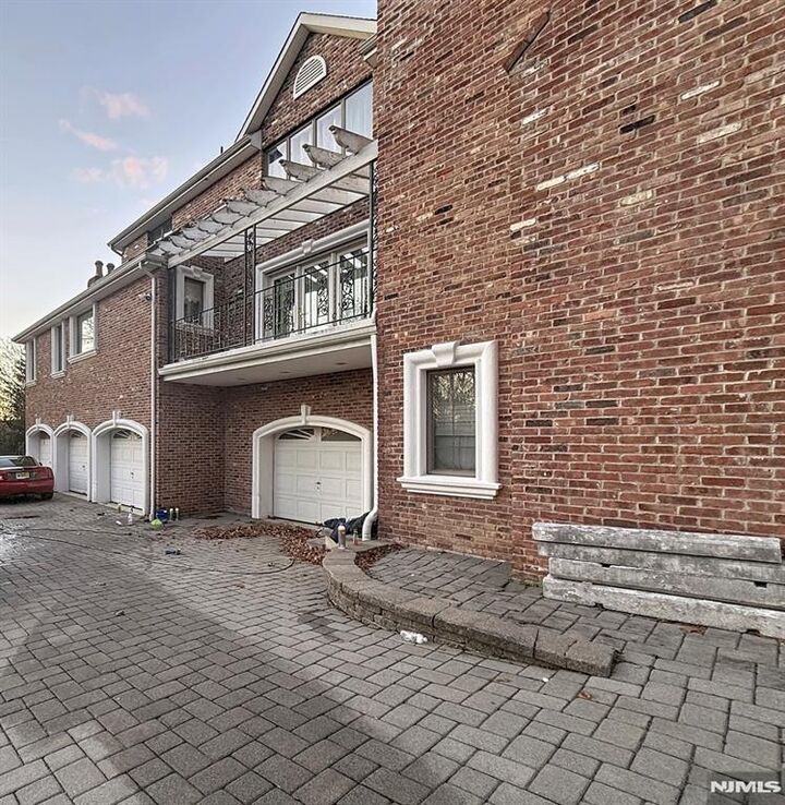 Property Photo:  19 Powder Hill Road  NJ 07458 