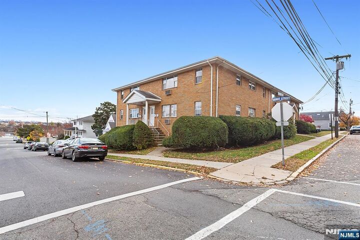 Property Photo:  145 Arnot Street 4B  NJ 07644 