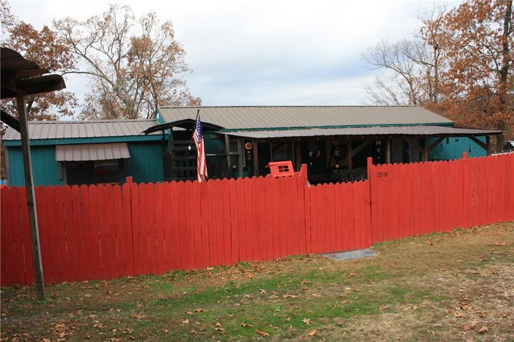 2516 Marion County 8001  Yellville AR 72687 photo