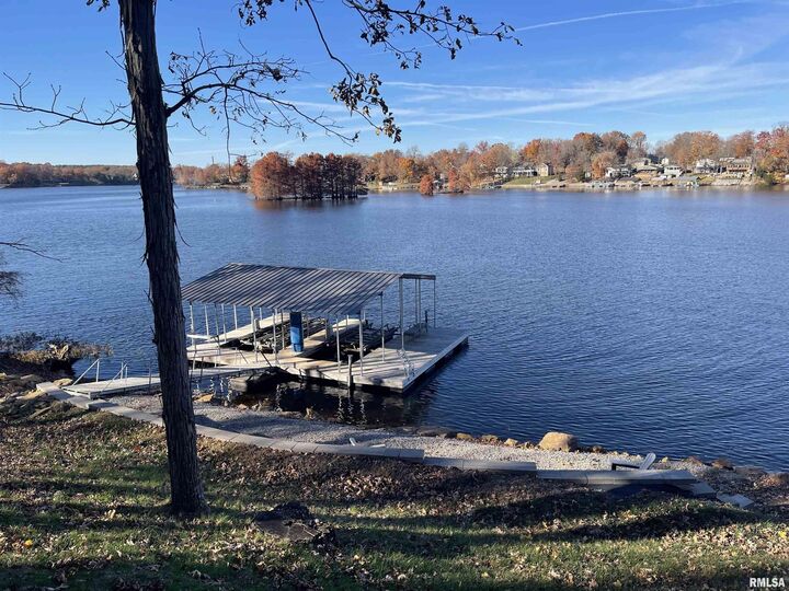 Property Photo:  1065 N Lakeshore Drive  IL 62939 