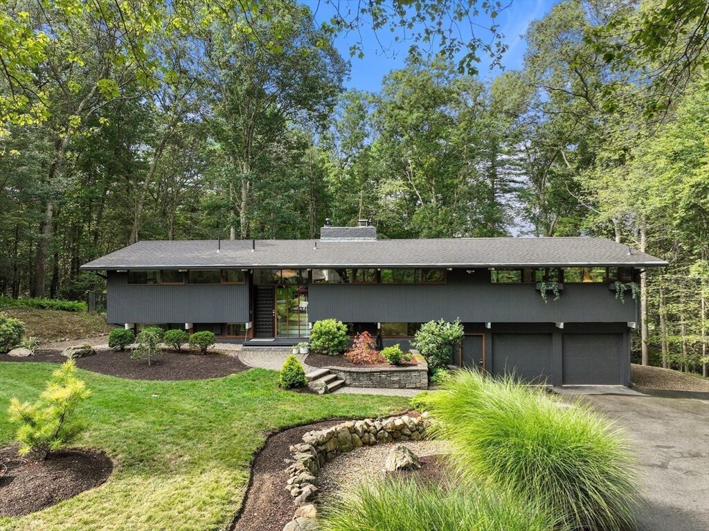 Property Photo:  43 Willowdale Rd  MA 01983 