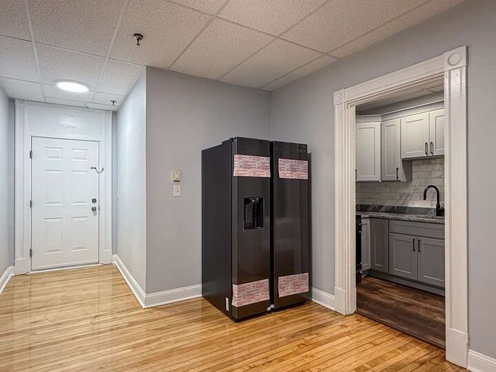 Property Photo:  11 Lawrence Street 509  MA 01841 