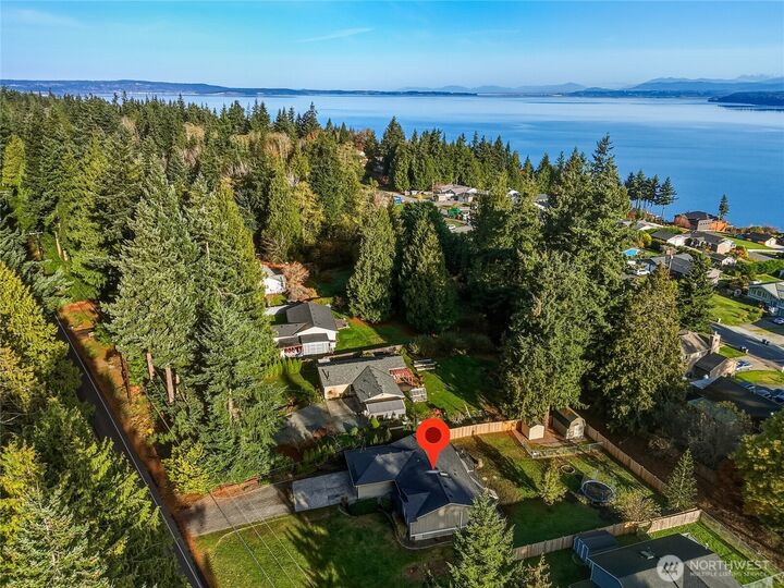 Property Photo: 2943 SE Camano Drive WA 98282