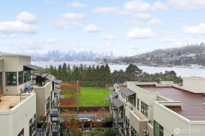 Property Photo:  1730 N Northlake Way 214  WA 98103 