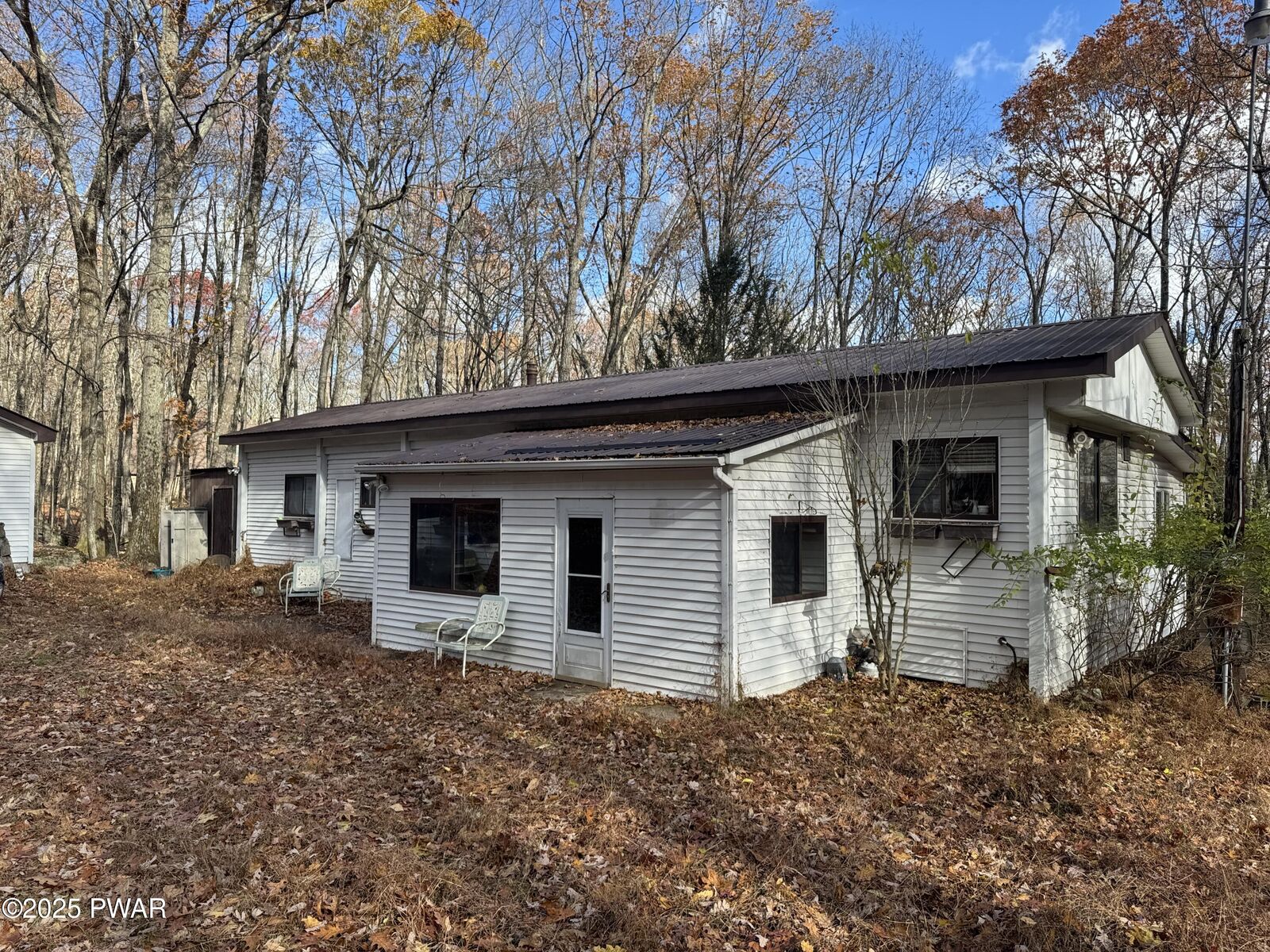 Property Photo:  39 Deer Park Lane  PA 18428 
