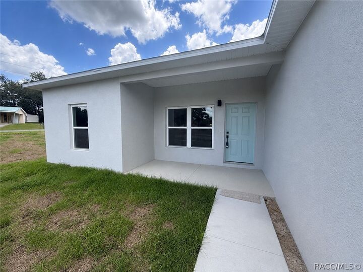 Property Photo:  9410 N Milam Way  FL 34434 