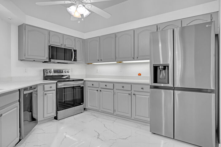 Property Photo: 9789 Boca Gardens Circle N A FL 33496