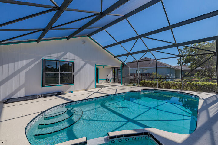 2352 SE West Blackwell Drive  Port Saint Lucie FL 34952 photo