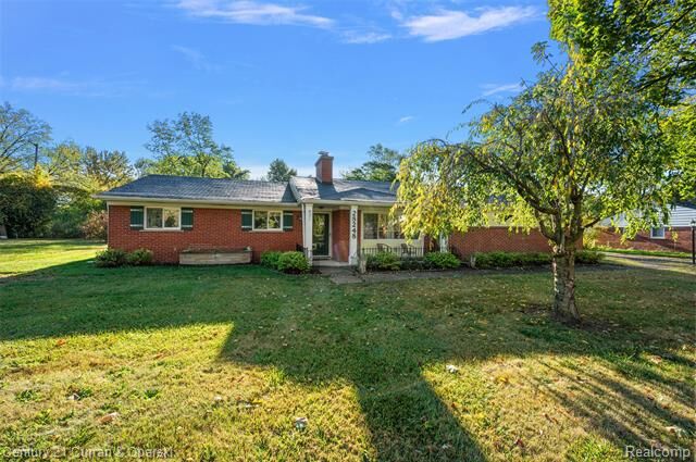 28248 Bayberry Road  Farmington MI 48331 photo