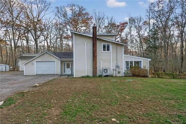 Property Photo:  542 Main Street  RI 02833 