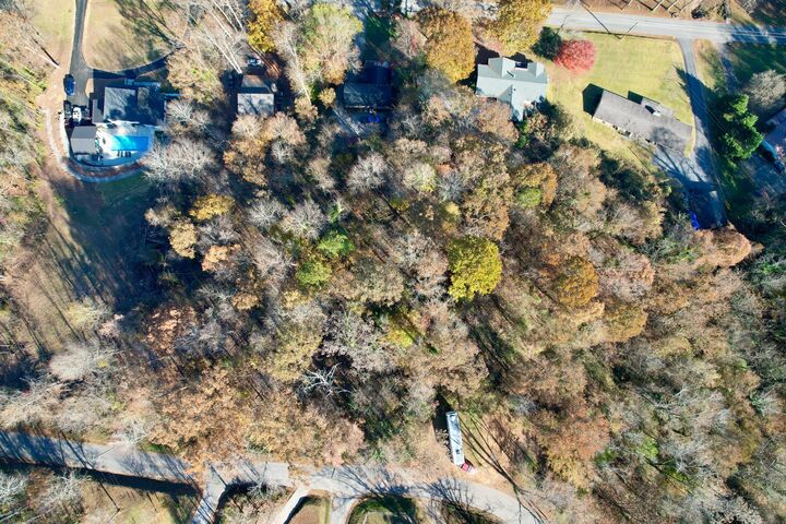 Property Photo: 59-60 Lakeview Circle TN 37321