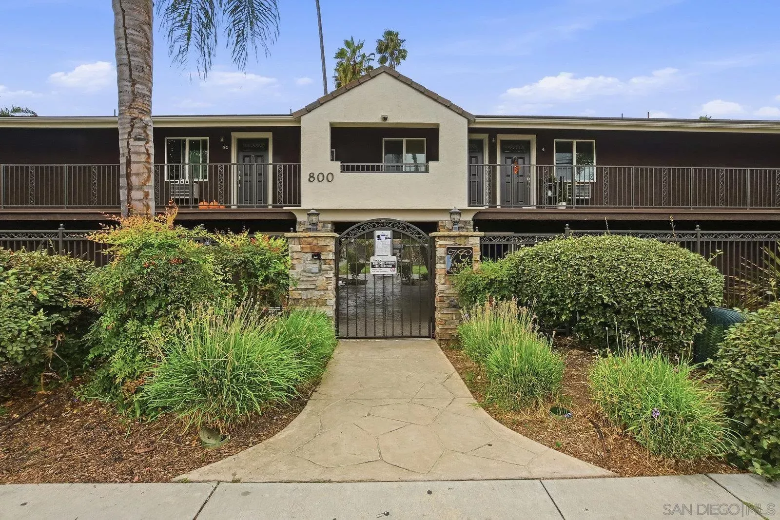 Property Photo:  800 N Mollison 19  CA 92021 