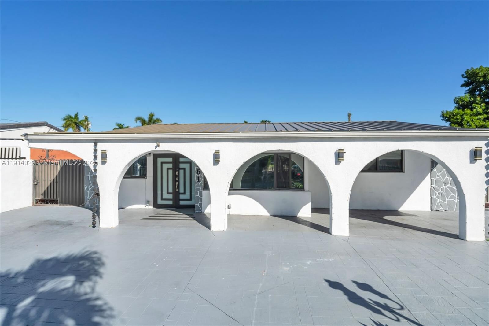 Property Photo: 1861 SW 19th St FL 33145