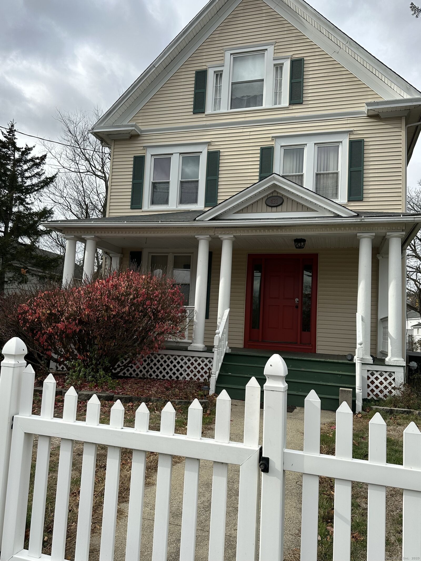 Property Photo: 421 Main Street CT 06492