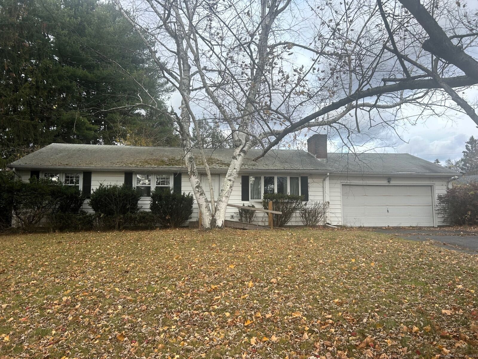 Property Photo: 661 Allen Avenue CT 06451