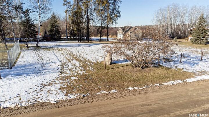 Property Photo:  6 Main Street  SK S0M 2K0 