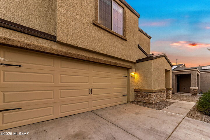 Property Photo: 6038 S Kirtley Drive AZ 85706
