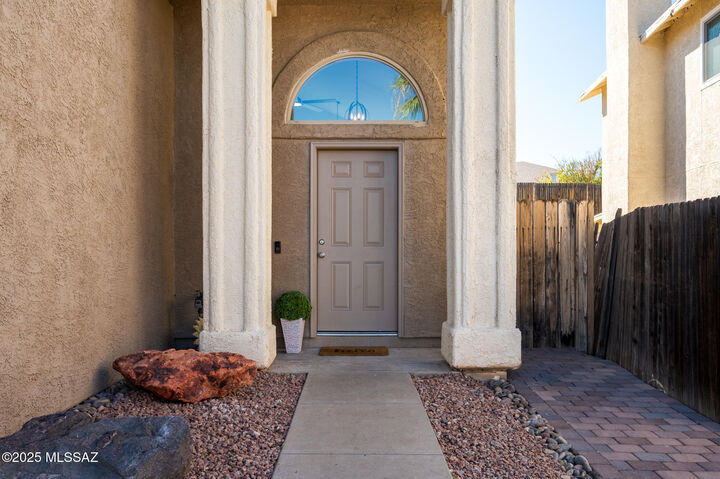 Property Photo: 2601 Culpepper Court AZ 85745