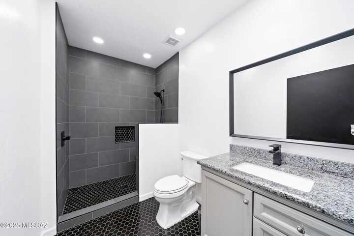 Property Photo:  6858 E Va Dorado  AZ 85715 