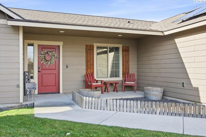 Property Photo:  4206 Kitimat Ln  WA 99301 