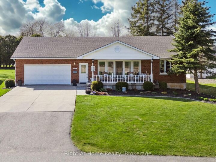 664 Maple Street  Huron East ON N0G 1H0 photo