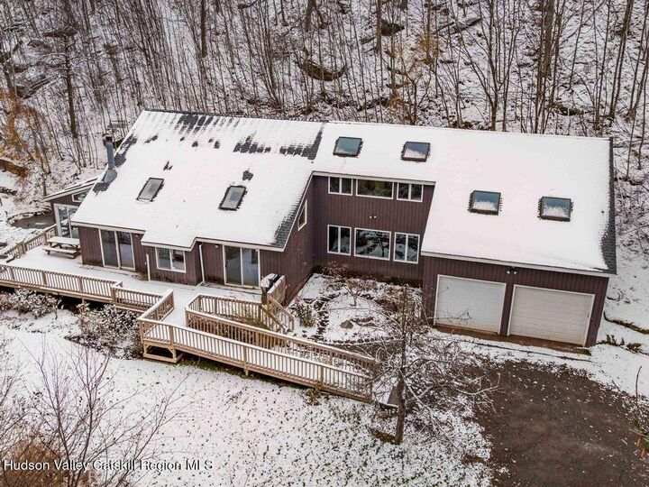 Property Photo:  620 Mohican Trail  NY 12441 