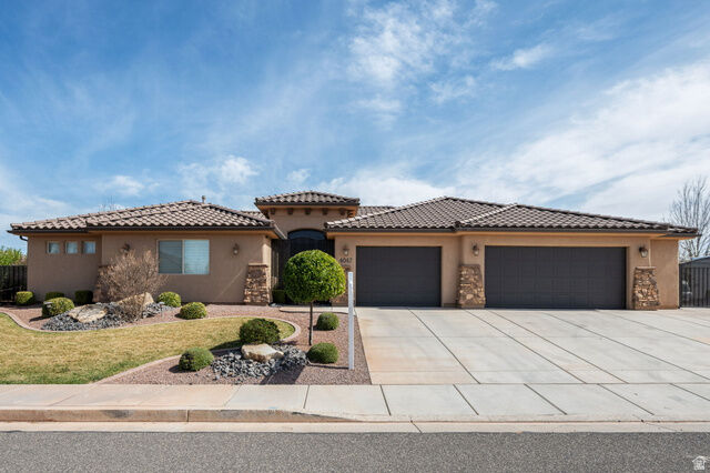 Property Photo:  4047 S 890 E  UT 84780 