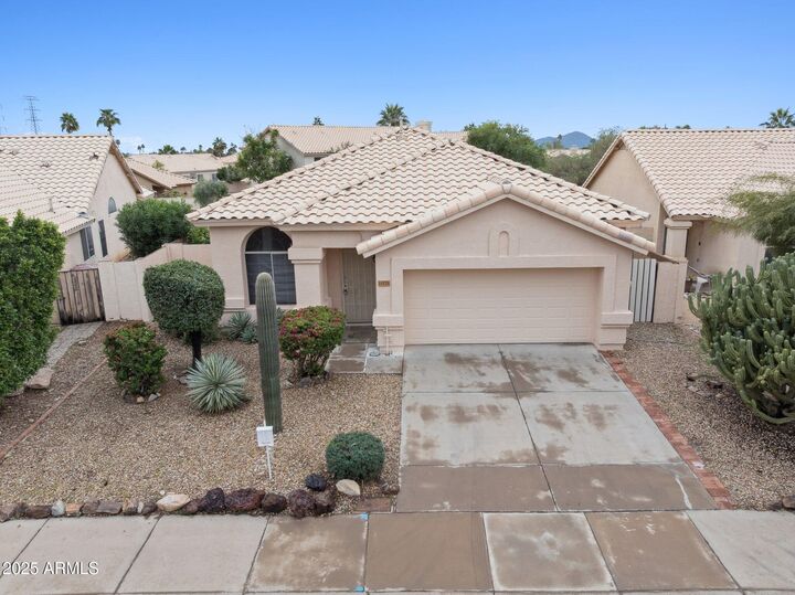 11179 E Laurel Lane  Scottsdale AZ 85259 photo